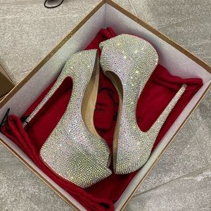 Christian Louboutin 37.5